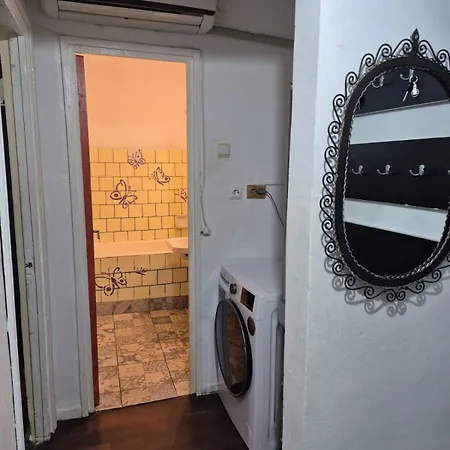 Iarina Ap Decomandat 2 Cam Sat Vacanta Mamaia Lägenhet